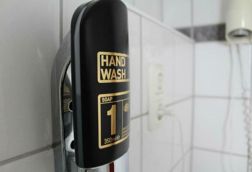 패밀리 룸, Gardenia