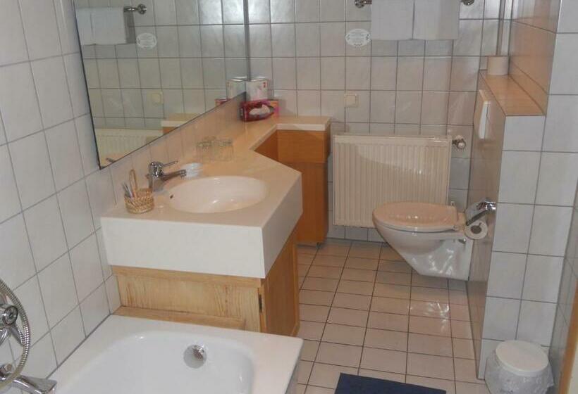 디럭스 룸, Gasthof Krone