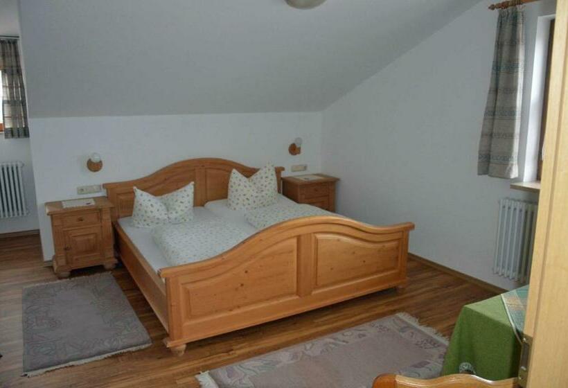 패밀리 룸, Gasthof Schäffler