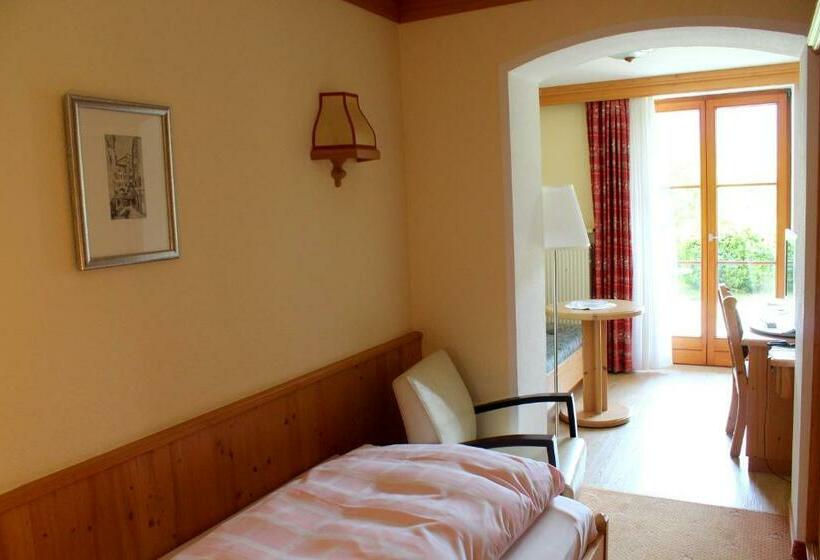 컴포트 싱글 룸, Georgenhof