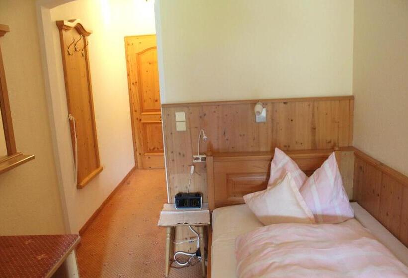 컴포트 싱글 룸, Georgenhof