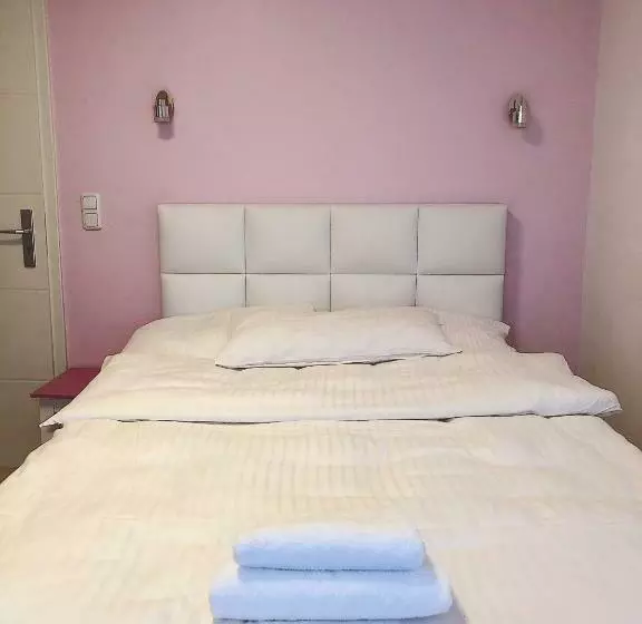 اتاق استاندارد یک نفره, Glashütten