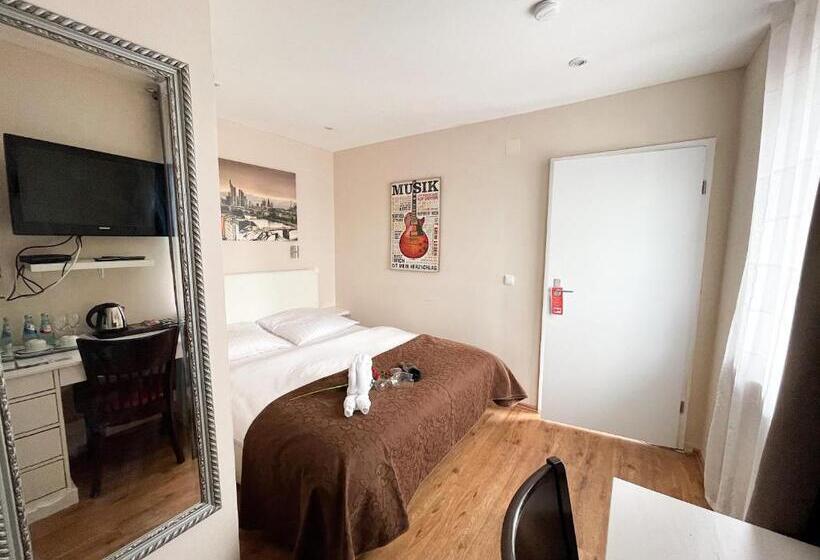 Номер Стандарт, Glashütten