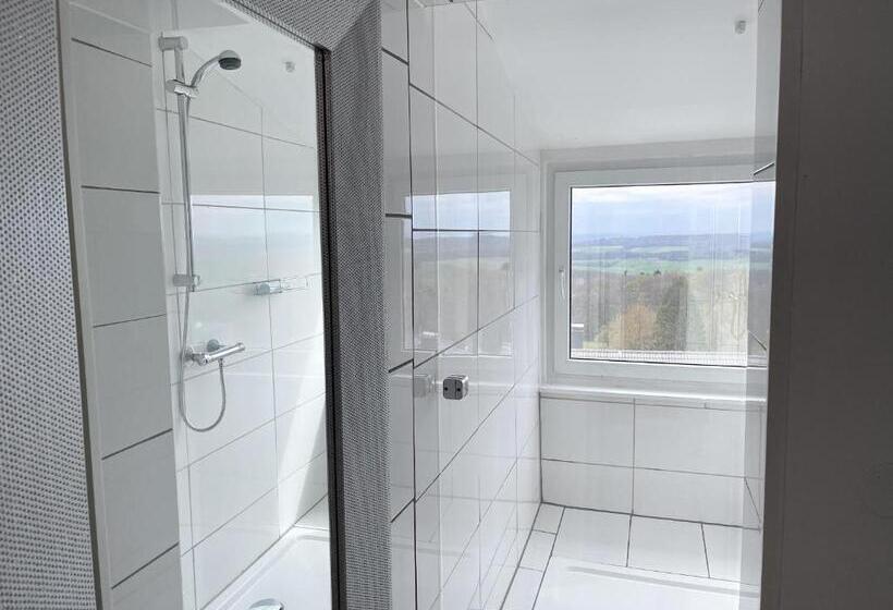 Номер Стандарт, Glashütten