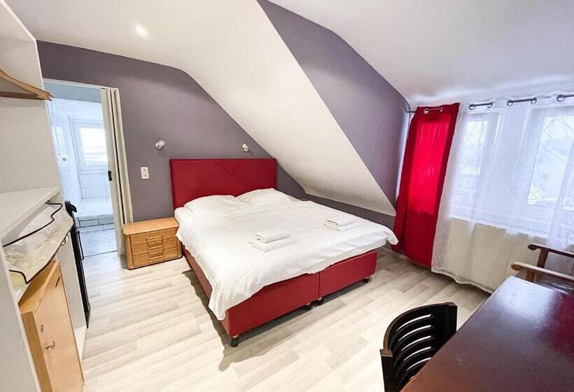 Номер Стандарт, Glashütten