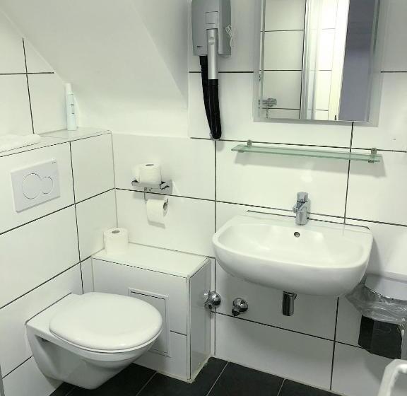 Номер Стандарт Трехместный, Glashütten