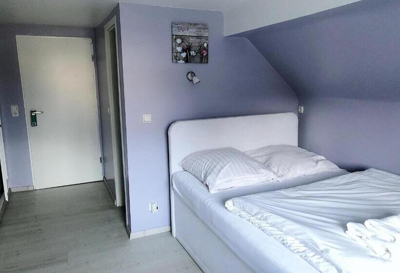 Номер Стандарт Трехместный, Glashütten