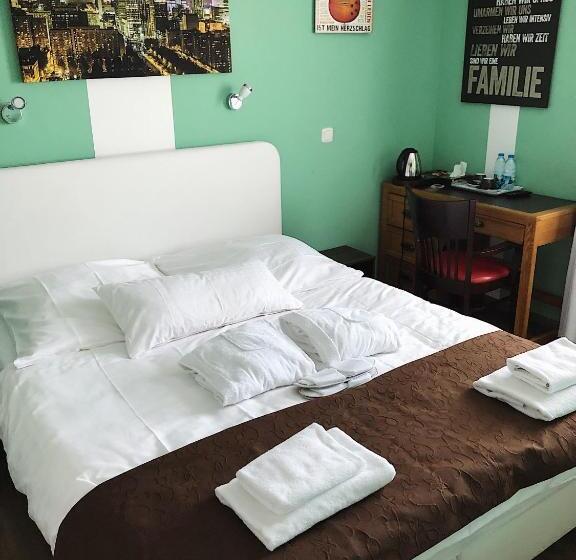 Номер Стандарт, Glashütten