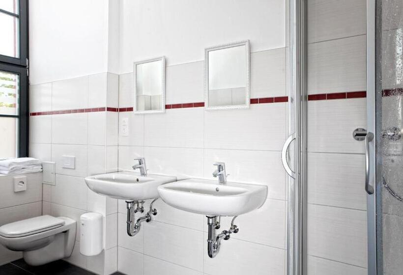 4인용 스탠다드 룸, Hostel Am Güterbahnhof