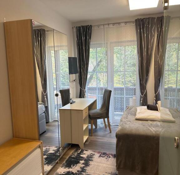 Quarto Deluxe, Il David