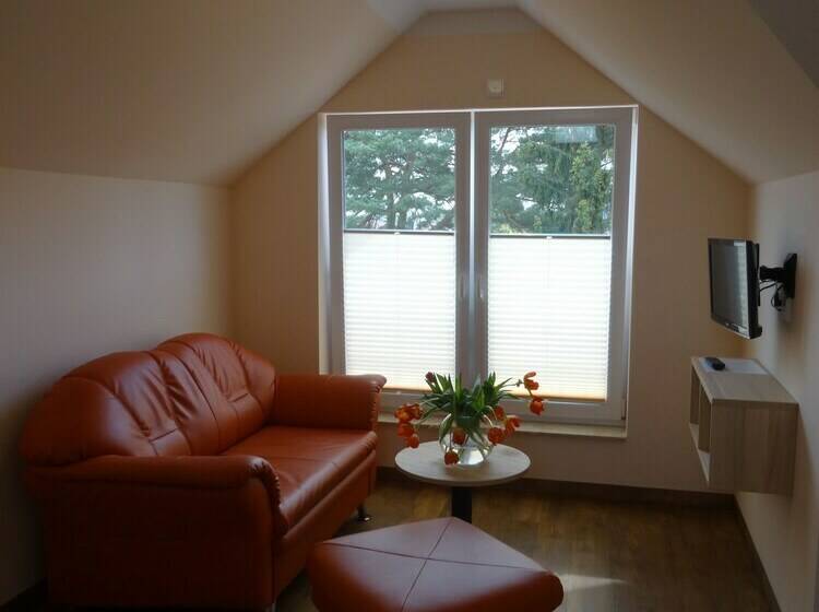 스탠다드 룸, Karl's Burg