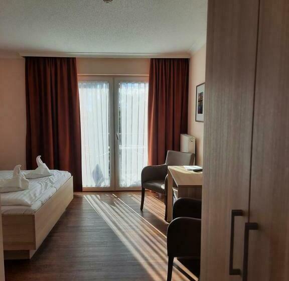 스탠다드 발코니 룸, Karl's Burg