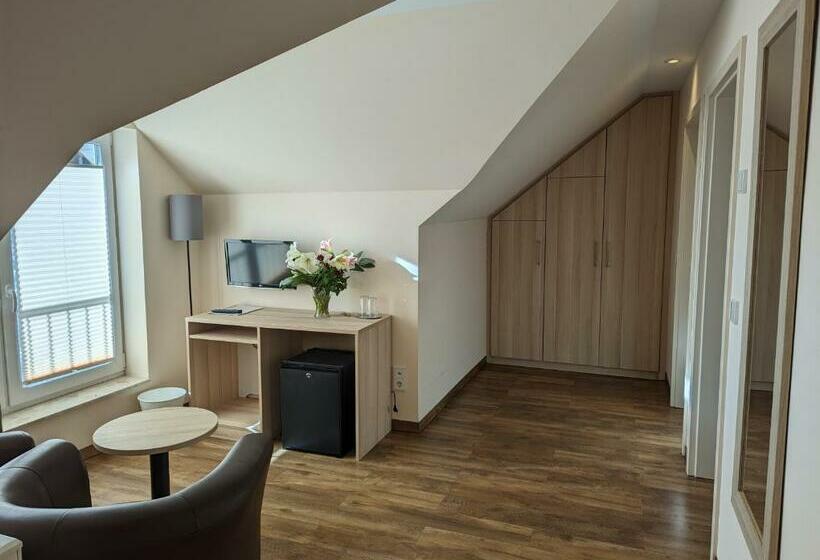 Comfort room with balcony, Karl's Burg