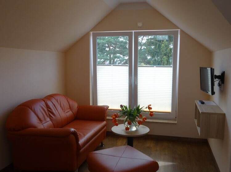 스탠다드 룸, Karl's Burg