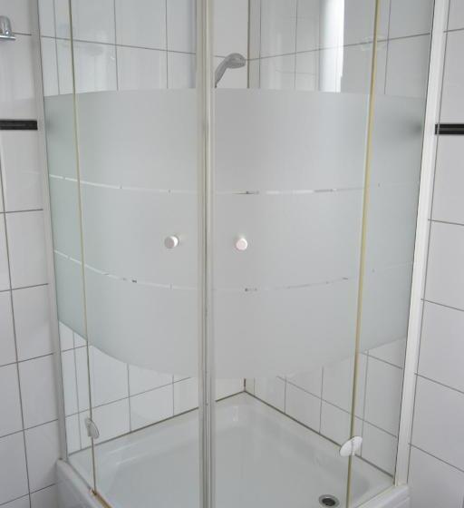 غرفة قياسية, La Musica