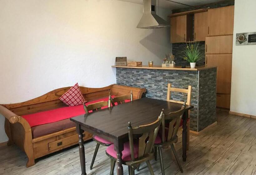 شقة غرفة واحدة, Landgasthof Sonne