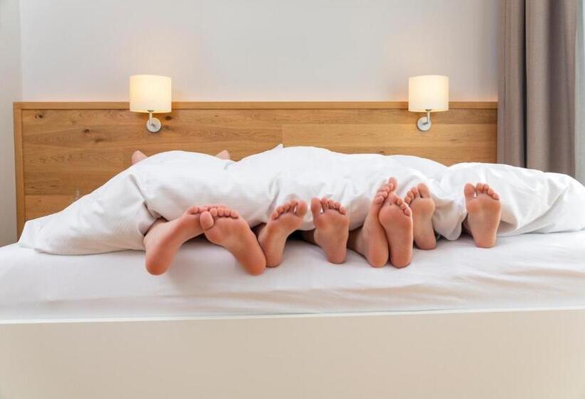 패밀리 룸, Paulinenhof