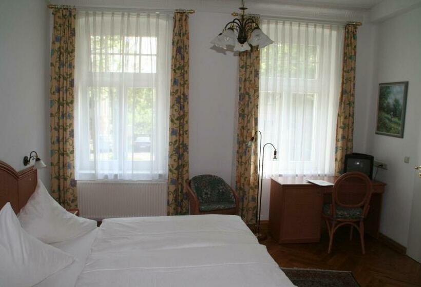 スタンダードルーム, Pension Villa Beer