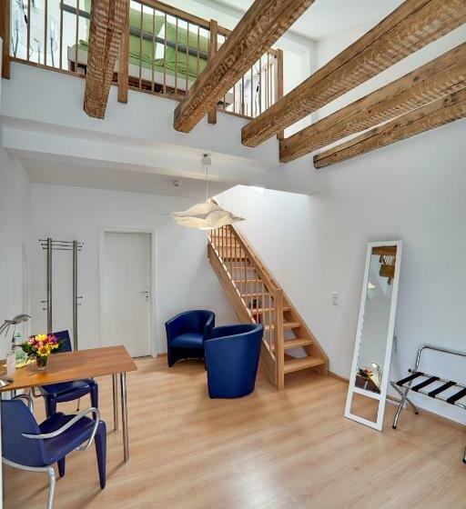 舒适型房间, Pensionsieben Das Andere