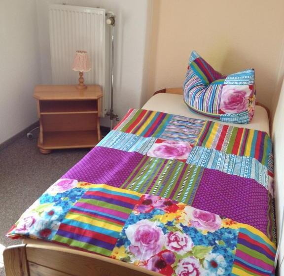 Номер Стандарт Индивидуальный, Tutzinger Hof