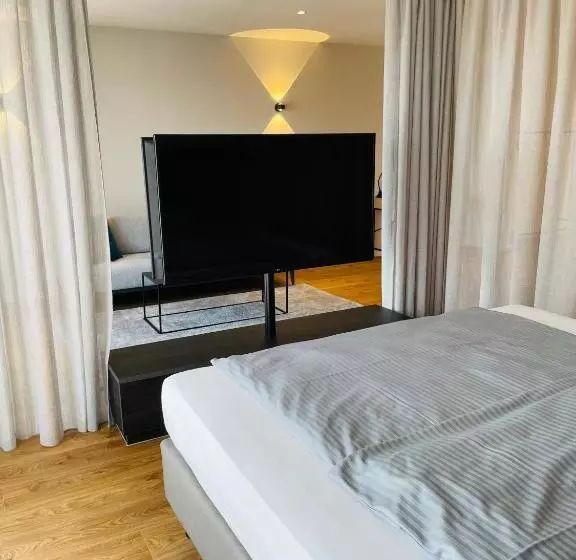 استودیوی استاندارد, Motel Inn Simbach