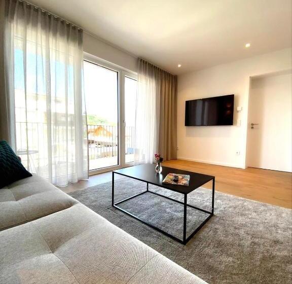 Апартаменты 1 Спальня с Балконом, Motel Inn Simbach
