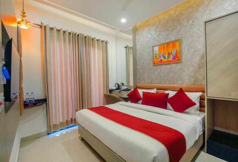 اتاق لوکس, Golden Stay
