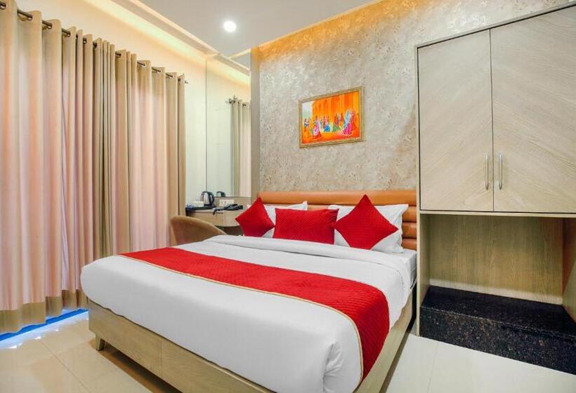 اتاق لوکس, Golden Stay