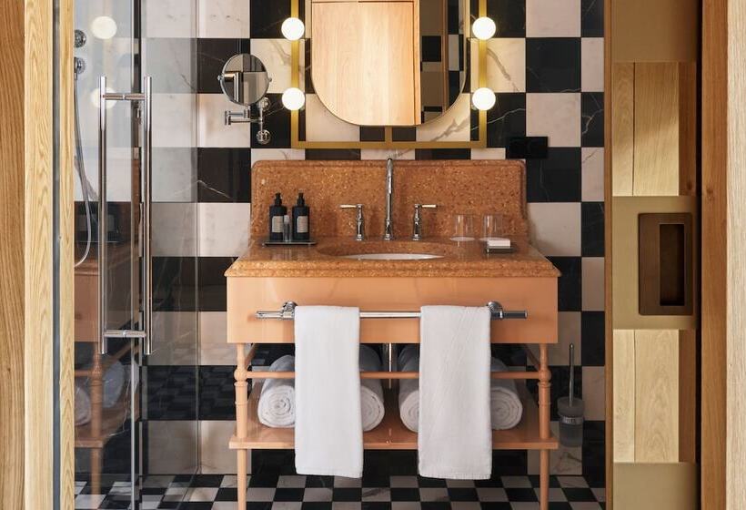 标准间, W Budapest