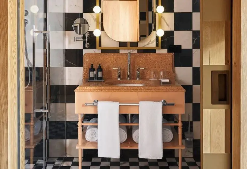 Habitación Estándar, W Budapest