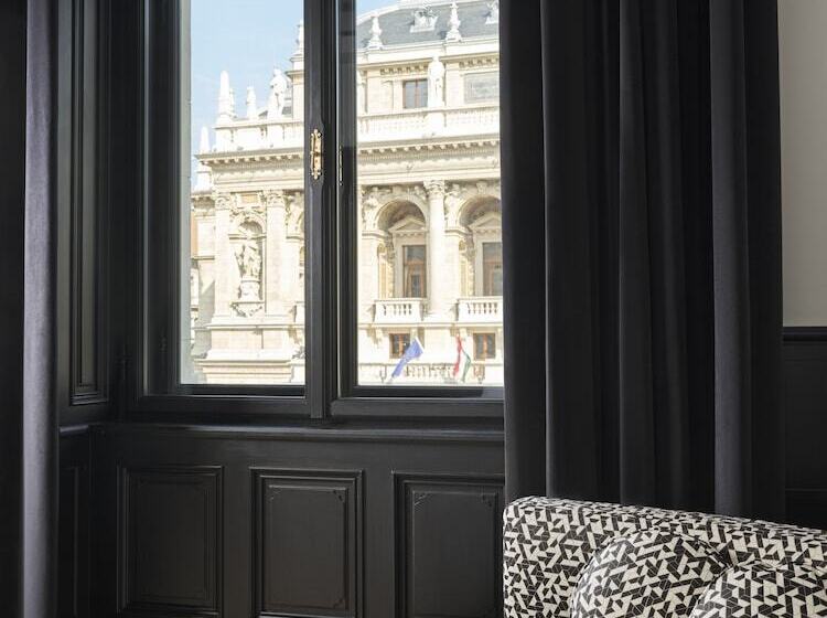 스위트 킹사이즈 침대, W Budapest