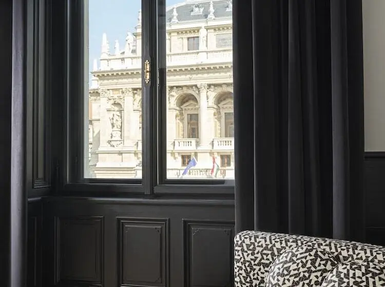 Suite Cama King, W Budapest