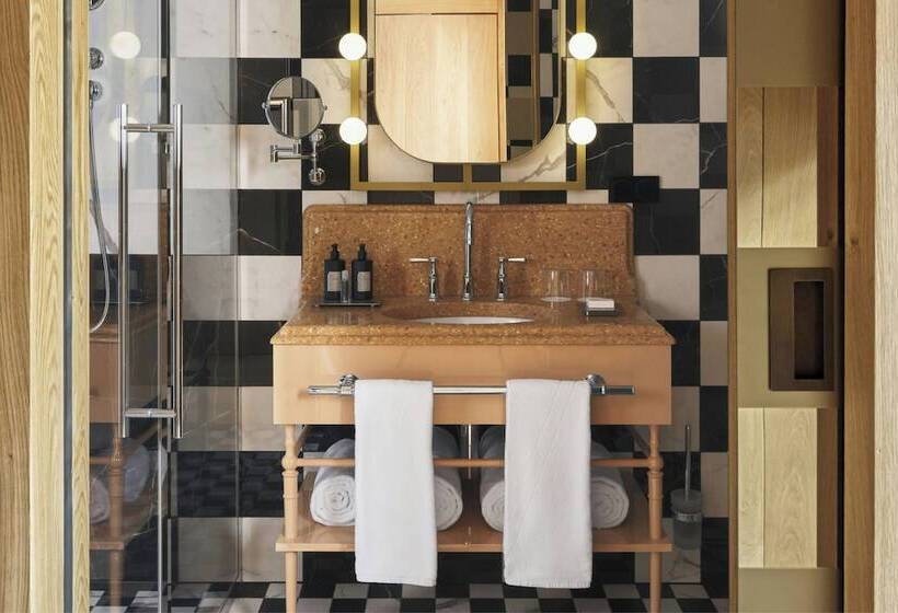 带城市景观的标准间, W Budapest