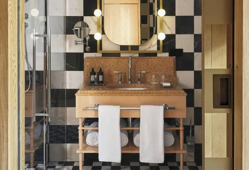 Habitación Estándar Vista Ciudad, W Budapest
