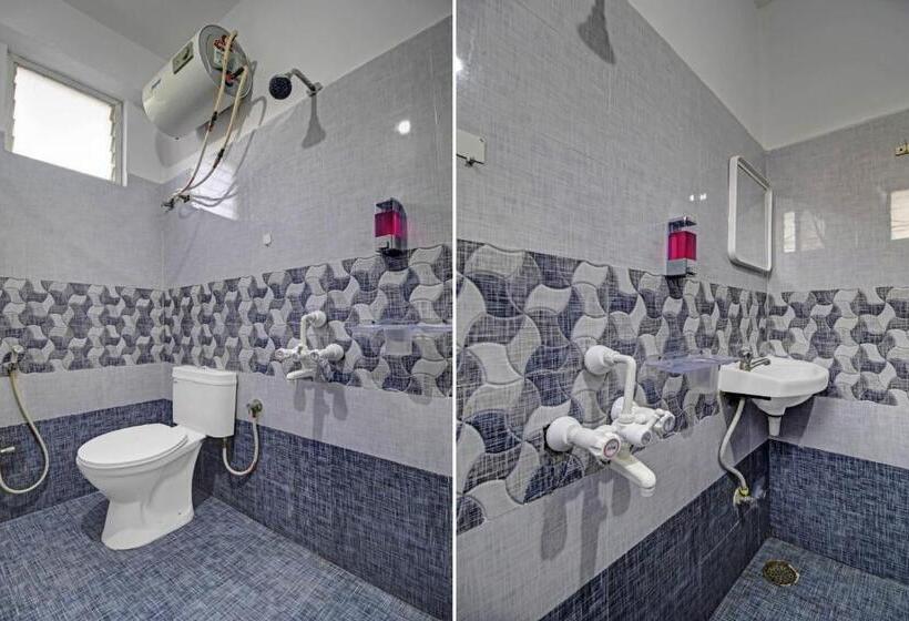 غرفة كلاسيكية ثلاثية, Collection O Sunrise Hotels