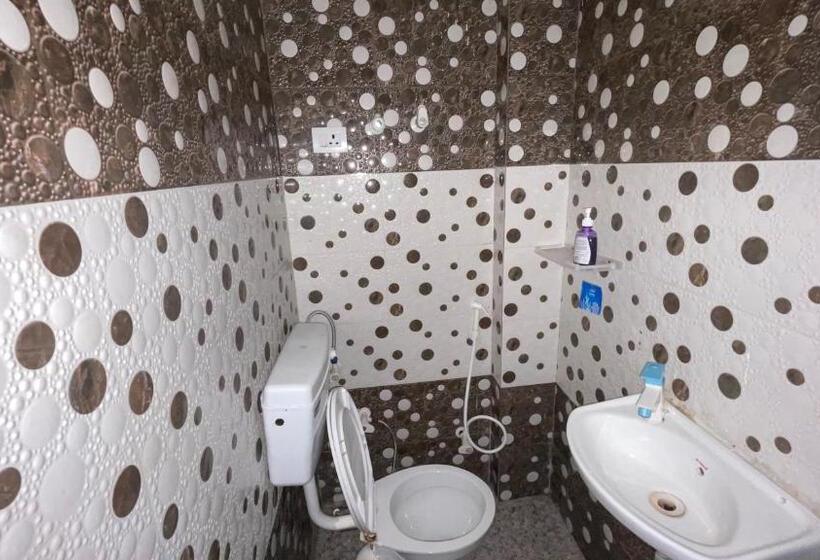 スタンダードルーム, Sia Taj Hotel I Nearest Taj Mahal I Agra I Couple Friendly