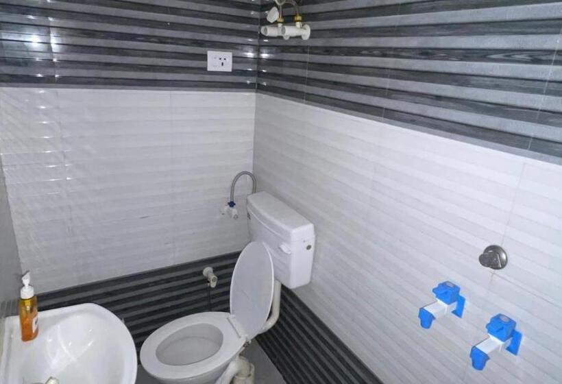 スタンダードルーム, Sia Taj Hotel I Nearest Taj Mahal I Agra I Couple Friendly