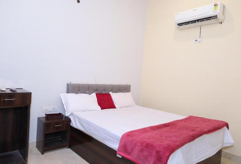 标准间, Sia Taj Hotel I Nearest Taj Mahal I Agra I Couple Friendly