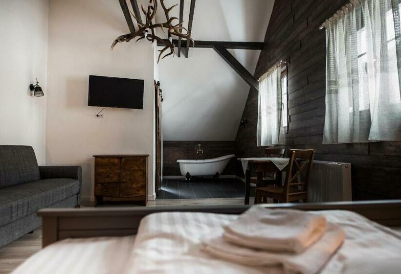 غرفة عائلية, Kata   Lak