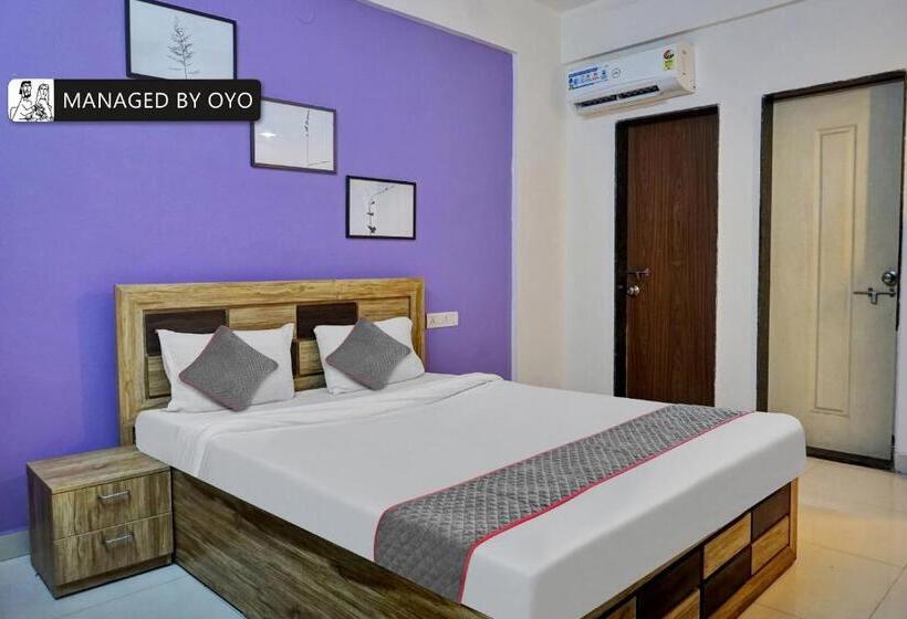 اتاق کلاسیک سه تخته, Super Townhouse Hinjewadi Phase 1