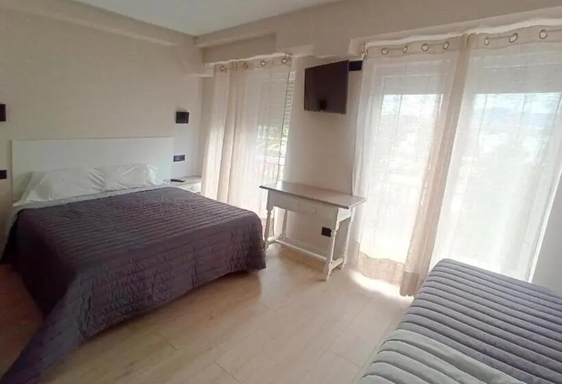 Standard Neljän Hengen Huone, Bahia Rooms Cantabria 3000