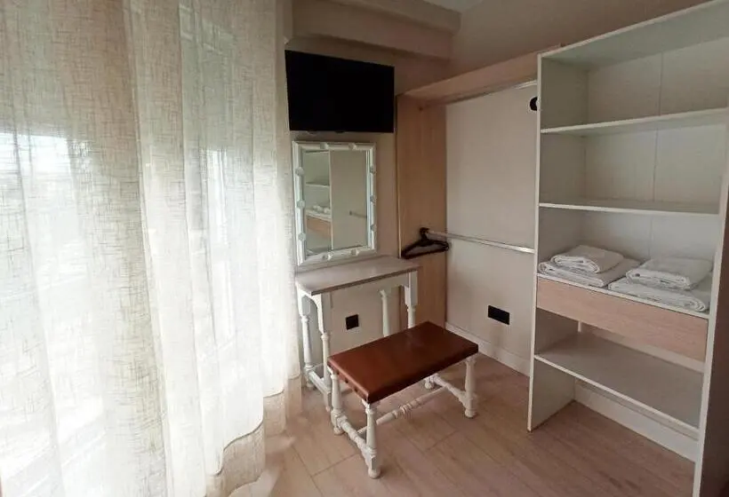 Standard Neljän Hengen Huone, Bahia Rooms Cantabria 3000