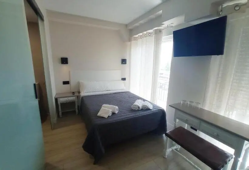Standard Kolmen Hengen Huone, Bahia Rooms Cantabria 3000