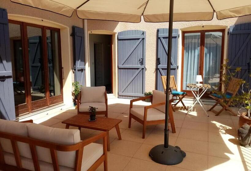 חדר סטנדרט, La Ruelle Van Uchelen