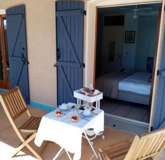 חדר סטנדרט נוף לבריכה, La Ruelle Van Uchelen