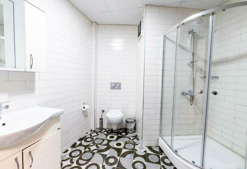 اتاق استاندارد, Royal Luxury Hotels Suites
