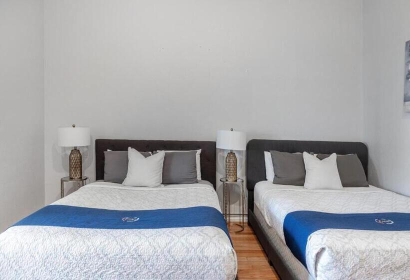 سوییت لوکس, Greely Gaslamp   Loft W Parking & 4 Beds #301