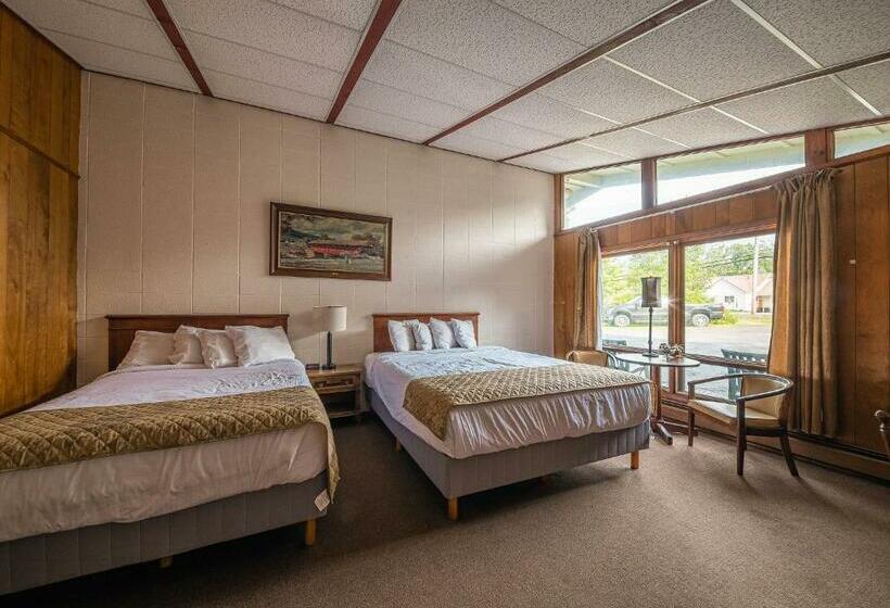 חדר סטנדרט עם מיטת קינג, Park Motel And Cabins