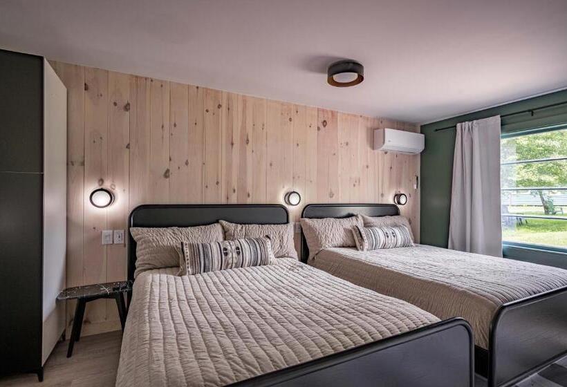 חדר דלוקס, Park Motel And Cabins