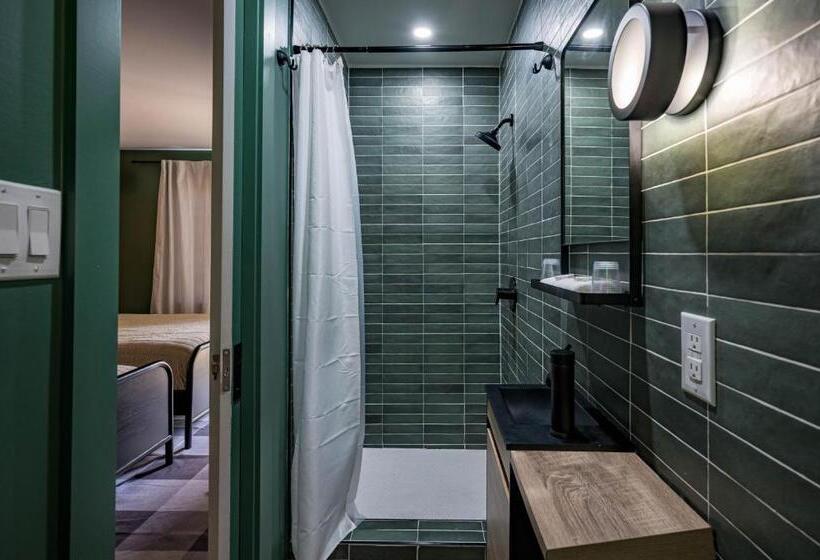 חדר דלוקס, Park Motel And Cabins